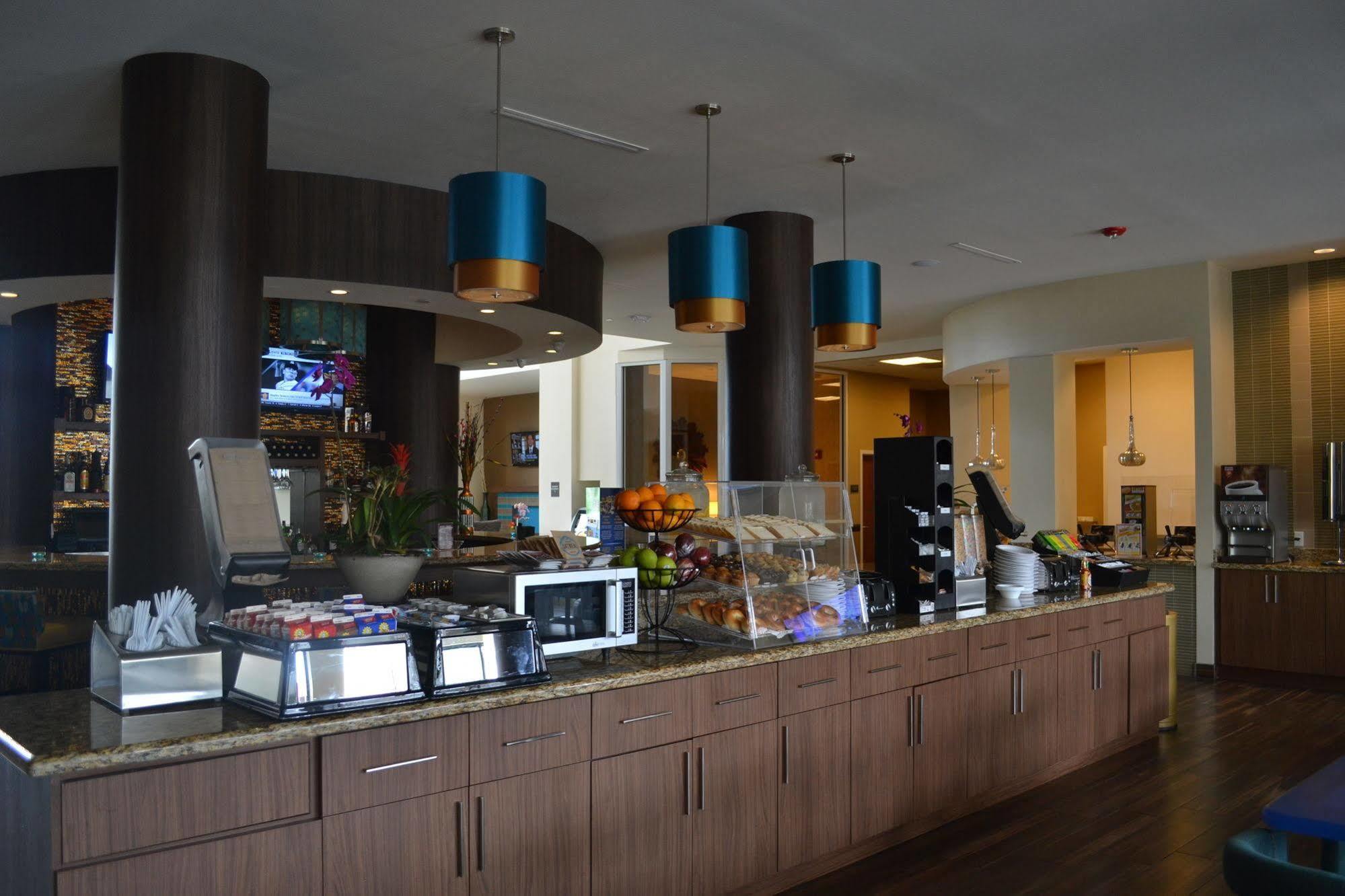 迈阿密行政机场贝斯特韦斯特Plus酒店 肯代尔 外观 照片